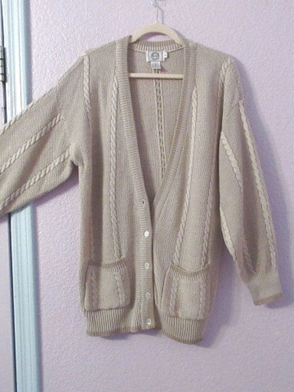 Vtg Chunky Cable Knit Cardigan Size M Pockets Wool Blend Button Sweater Neutral